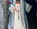 The Rise of Hanfu Fashion for Girls:A Journey into the World of 9-Year-Old Hanfu Wearers