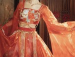 Compact-Sized Authentic Hanfu at an Unbelievably Low Price
