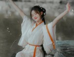 Moon Orchid Cats and Traditional Chinese Hanfu Fashion:A Cultural Blend