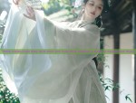 Embracing Traditional Elegance:Neo-Chinese Silk Silkworm Silk Cheongsam