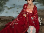The Revival of Hanfu:Exploring the Beauty of Silk in Traditional Chinese Fashion