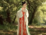 The Dominating Presence of Cancerian Hanfu:Embracing the Essence of Water and Tradition