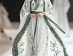 The Rise of the Qipao-Clad Youth Women:Embracing Traditional Elegance in Modern Times