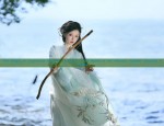 Winter Warmth in Black:The Art of Hanfu Hooded Robes