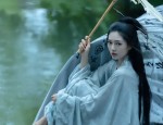 Sword-Bearing in Hanfu:The Beauty of High-Value Traditional Chinese Fashion