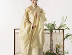 Reimagining the Classic Cheongsam Two-Piece Set in Retro Style