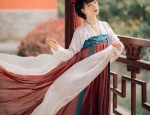 Reinventing Traditional Hanfu for Spring-Summer:Modern Comfort and Traditional Elegance