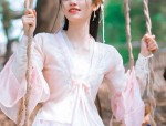 Reimagining the Cheongsam Blouse for Summer:Comfort and Style