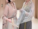 The Splendor of Traditional Cheongsam:The Revival of the Flower-Adorned Qipao
