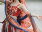 Embracing Summer in a Stylish Little Shawl with a Cheongsam