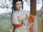 Green Casual Cheongsam:Embracing Comfort and Eco-Friendly Fashion