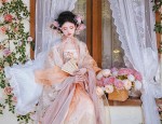 Ancient Elegance in Hanfu Earrings:A Journey into Traditional Chinese Beauty