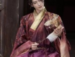 A Little Girls Enchanting Journey in a Stunning Princess-Style Hanfu Dress