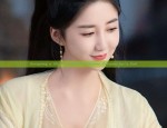 The Enigma of Black Hanfu for Junior High School Girls