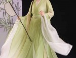 Enhanced Comfort and Style for Short Figures in Hanfu Fashion for Autumn Winter