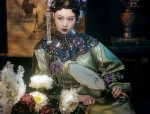 Modernizing the Cheongsam:A Youthful,White Style for Teen Girls