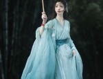 The Girl Child in Cheongsam:Spring and Autumn Splendor