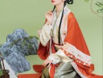 The Revival of Hanfu Shoes in High School Students Fashion