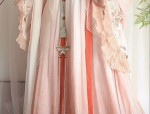 Plus-Size Hanfu:The Comfort and Style of Loose-Fit Hanfu for Curvier Body Types