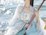 The Splendid Charm of Qixiong Hanfu:The Story of Shilixiang
