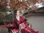 The Elegance of Horseface Skirt Set as a Wedding Gown