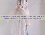Winter Cheongsam with Short Outer Layer:Fashion Trends and Styling Tips