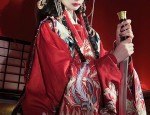 The Seductive Charm of Cheongsam:A Cultural Icon of Chinese Elegance