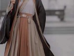 Winter Girls in Ancient Hanfu Costumes:A Journey Through Traditional Elegance