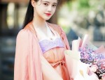 Lace Cheongsam Dress:A Slimming Fashion Statement