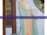 The Noble Essence of Vintage Shanghai Cheongsam