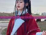 Song-Style Hanfu and Flower Festival:A Journey Through Time in Traditional Chinese Splendor
