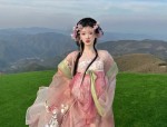 Winter and Autumn Childrens Hanfu Long Overcoat for Girls:A Fashionable and Warm Choice