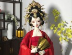 The Five Heroes of Hanfu:Tales of the Fierce and Beautiful Women in Ancient Armor