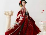 Winter Cheongsam:A Loose Fit for Comfort and Style