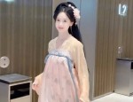 The Cultural Charm of Horseface Skirt,Hair Ornament and Hairpin