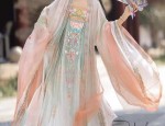 Affordable Hanfu Fashion:The Rise of Bai Cai Hanfu