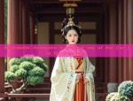 Parent-Child Harmony in Traditional Hanfu Fashion