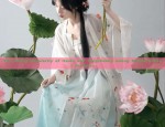 A Guide to Traditional Ming-Style Hanfu Headwear for Little Girls