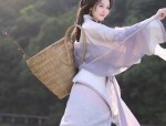 Winter Shoe Styles to Match Your Qipao:A Guide to Traditional Elegance