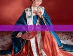 Elegance in Traditional Style:Gongsun Lis Qipao Vision