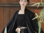 The Splendor of Hanfu:A Set of Four Song Dynasty Costumes