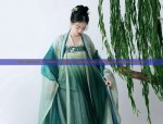 The Splendor of Hanfu Culture:A Journey into Traditional Chinese Fashion