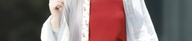 Elevating the Elegance of Hanfu Fashion:A Guide to Red Height-Increasing Shoes