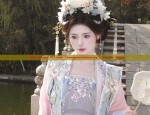 Little Kids in Traditional Hanfu for Chinese New Year:A Blend of Culture and Fashion