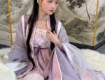 The Allure of Traditional Tang Zhuang Clothing in Sichuan for the Young Generation