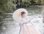 Winter古装女童时尚，传统与现代的完美结合
