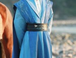 The Enchantment of Red and Green Hanfu:A Traditional Chinese Beauty