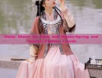 Reimagining the Cheongsam:A Blend of Traditional Elegance and Modern Sweetness