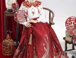 Children in Chinese Traditional Clothing:The Revival of Hanfu Fashion