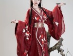 White Embroidery Cheongsam:A Traditional Beauty in Modern Fashion